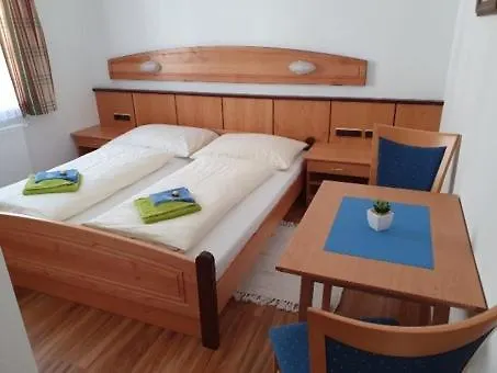 ホステル Jugendgaestehaus Tauernruh *