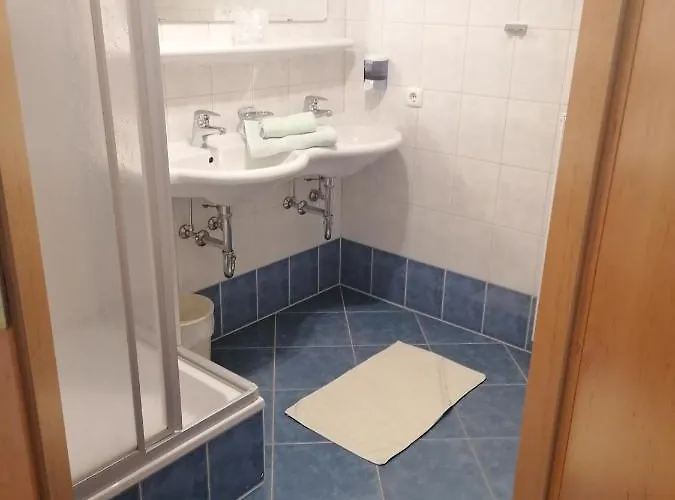 Hostel Jugendgaestehaus Tauernruh